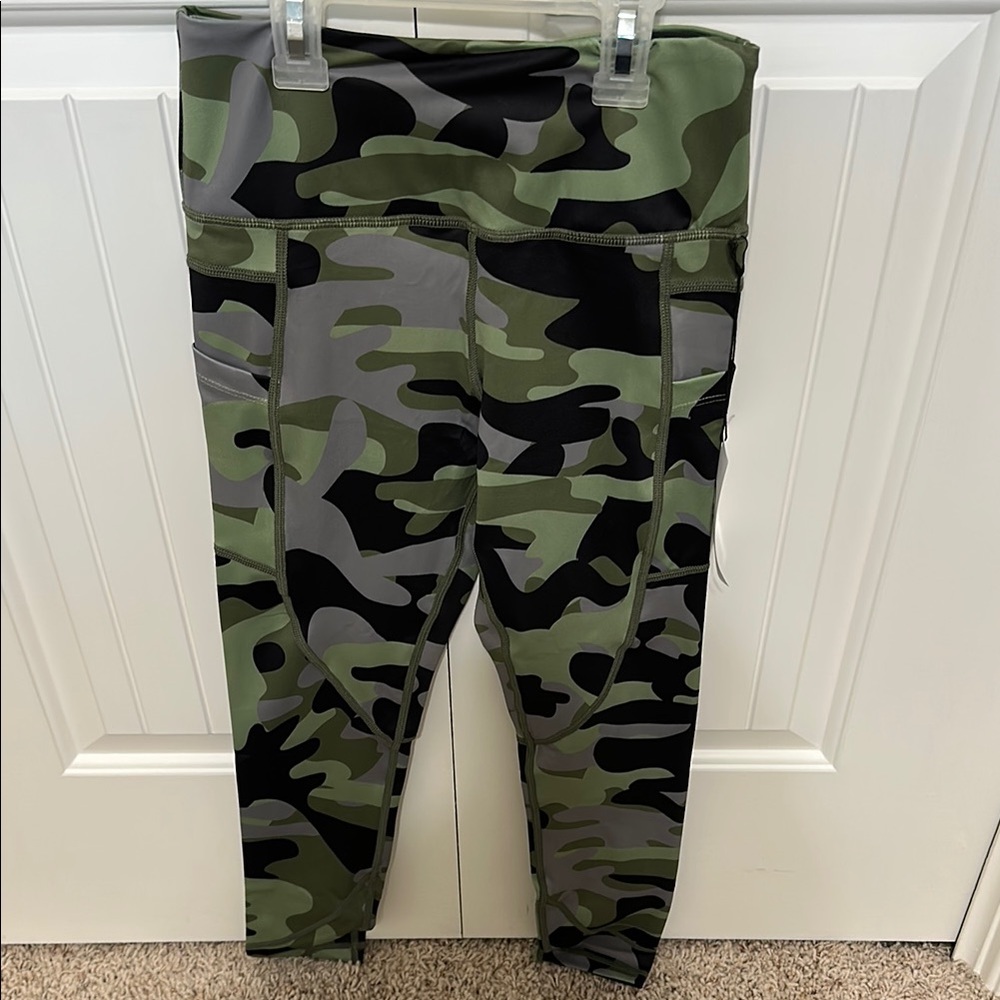 ZYIA women’s Camouflage Leggings